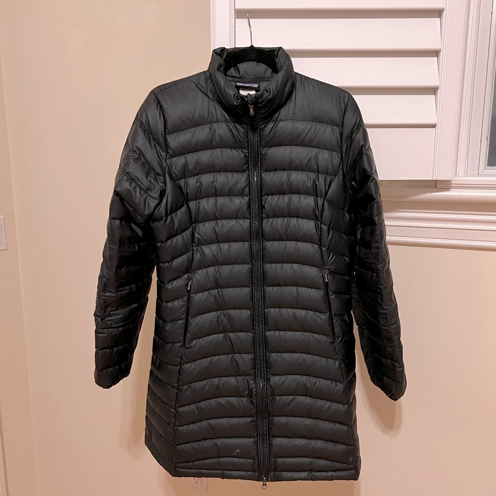 Patagonia Women’s midi length down jacket - size M